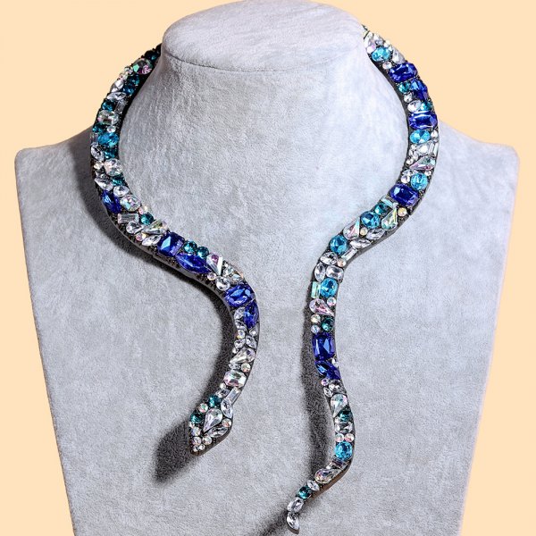 Diamond Animal Snake Necklace Ornament