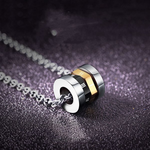 Rotating Men's Necklace Personalized Ornament